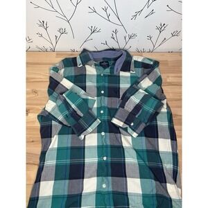 American Eagle Outfitters Men's Classic Fit Plaid Button-Up Shirt Medium